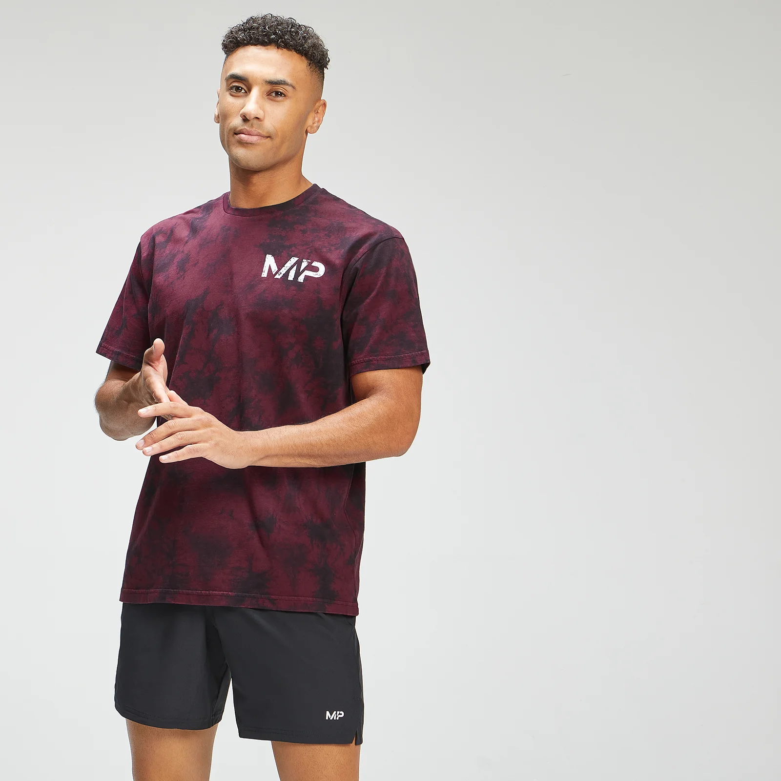 MP Men's Adapt Tie Dye Short Sleeve Oversized T-Shirt - Black/Merlot - XXS Fotografija 1