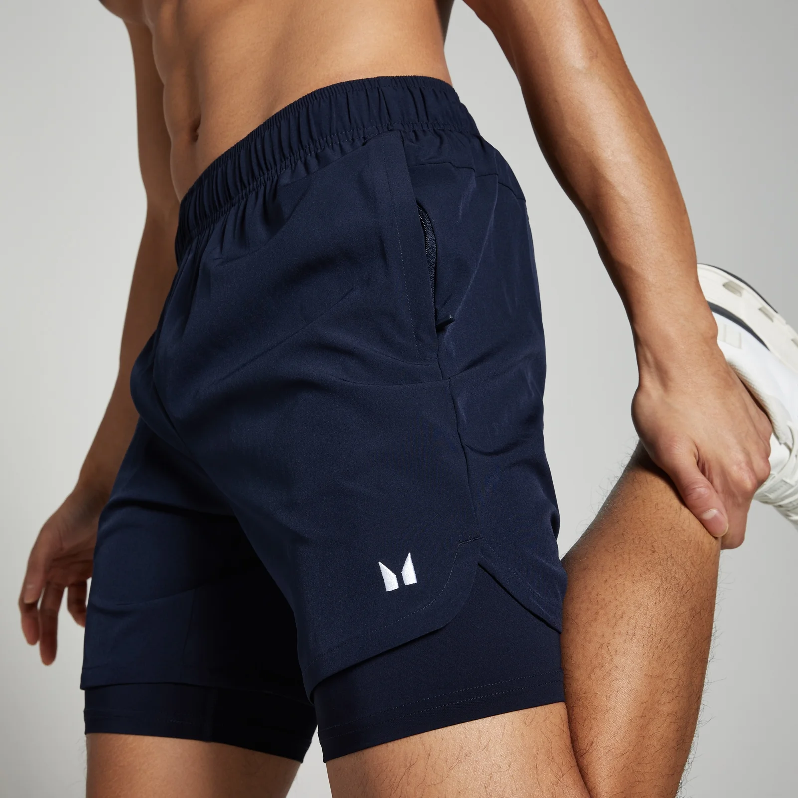 MP Men's 2-in-1 7" Training Shorts - Navy - S Fotografija 1