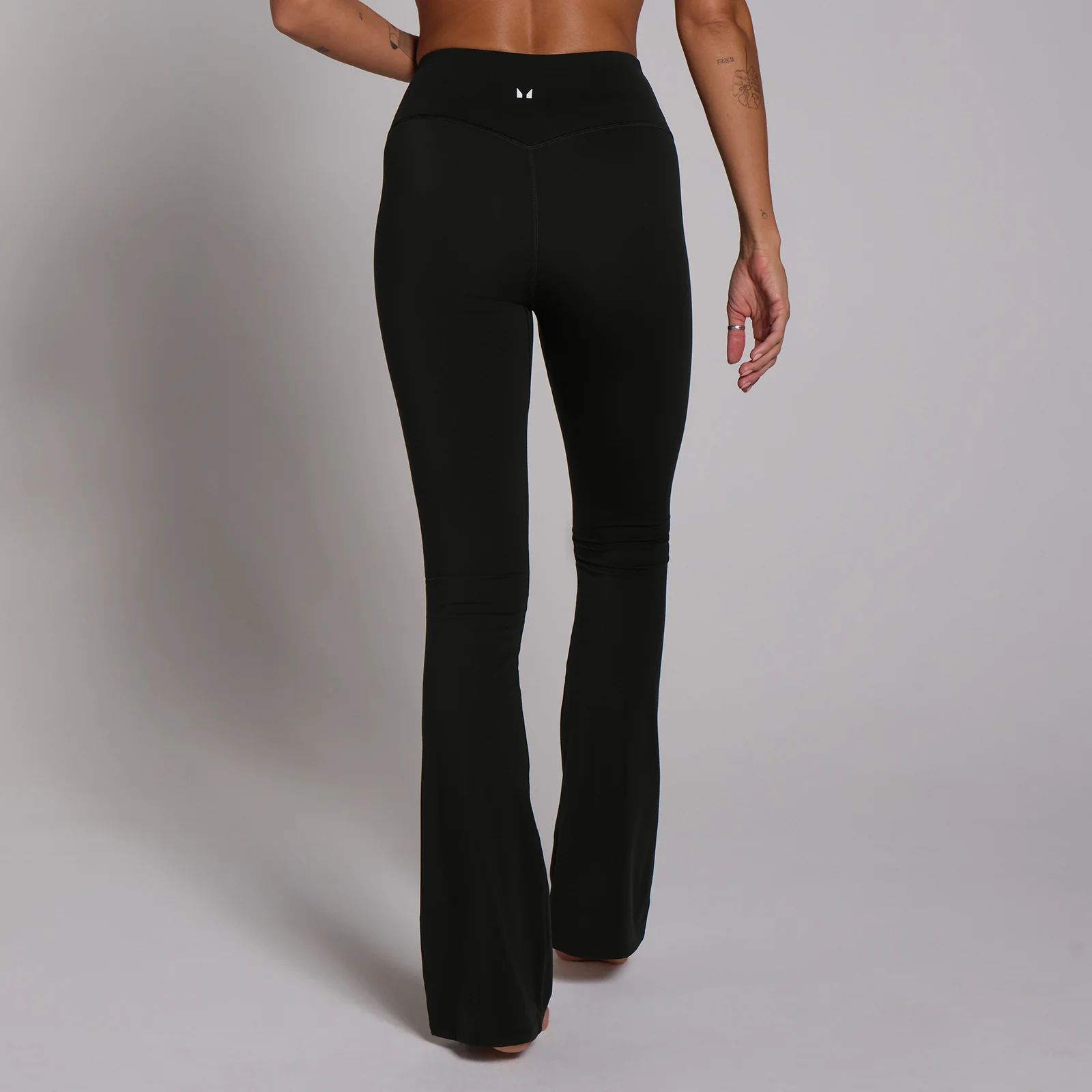MP Women's Tempo Tall Flared Leggings - Black - S Fotografija 1