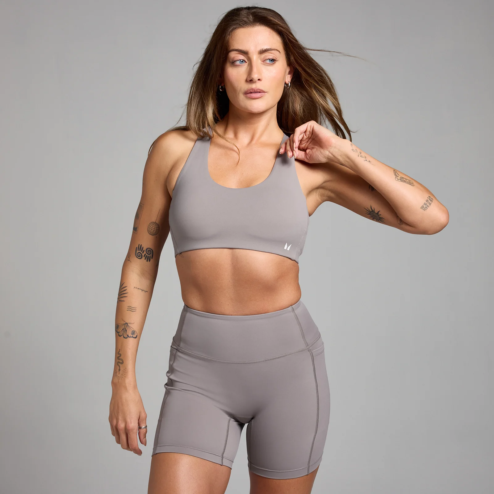 MP Active ženski grudnjak s podesivim križnim naramenicama – Cool Grey - XS Fotografija 1
